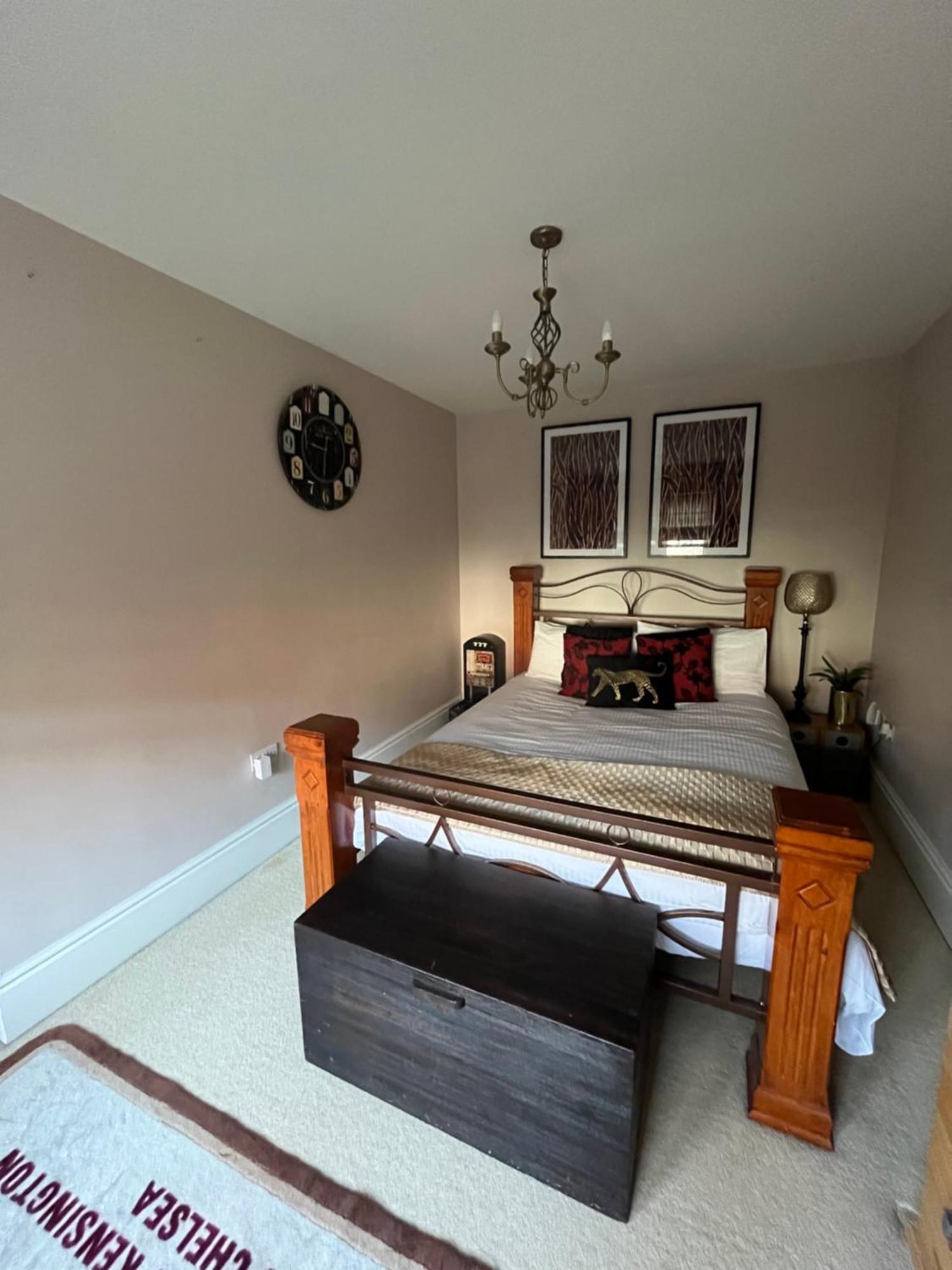Coral Gables Homestay Northampton